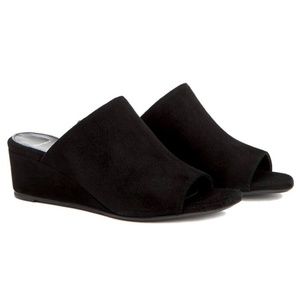 BRAZIL - M4D3 Clarah Black Suede Wedge Sandal Mule